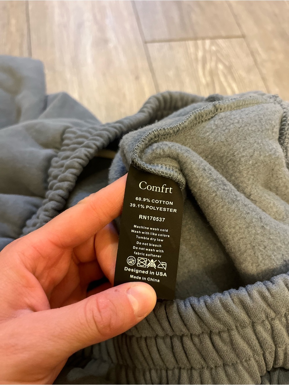 Women’s Relaxed Fleece Joggers - Gray - Picture 5 of 9